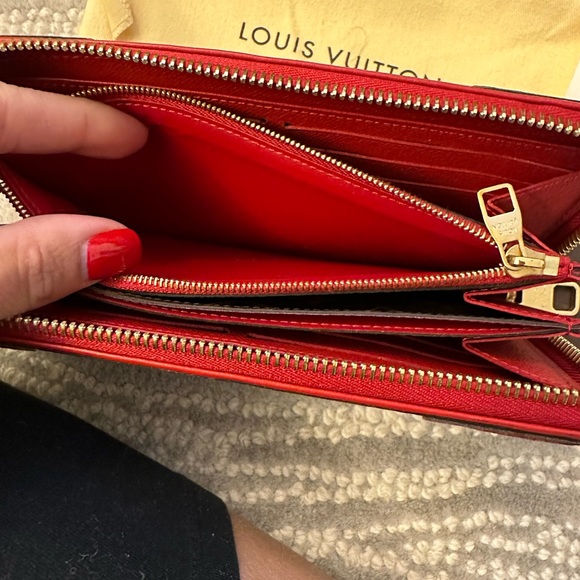 Louis Vuitton wallet - Picture 6 of 7